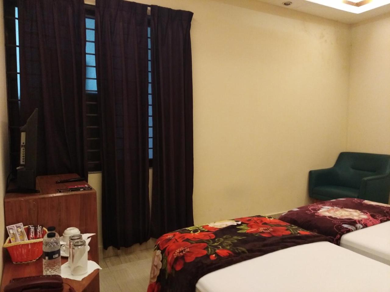 Bottomhill Palace Hotel Sylhet Ngoại thất bức ảnh