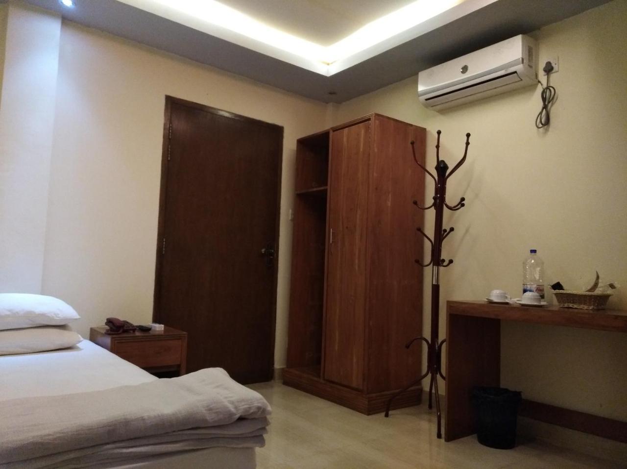 Bottomhill Palace Hotel Sylhet Ngoại thất bức ảnh